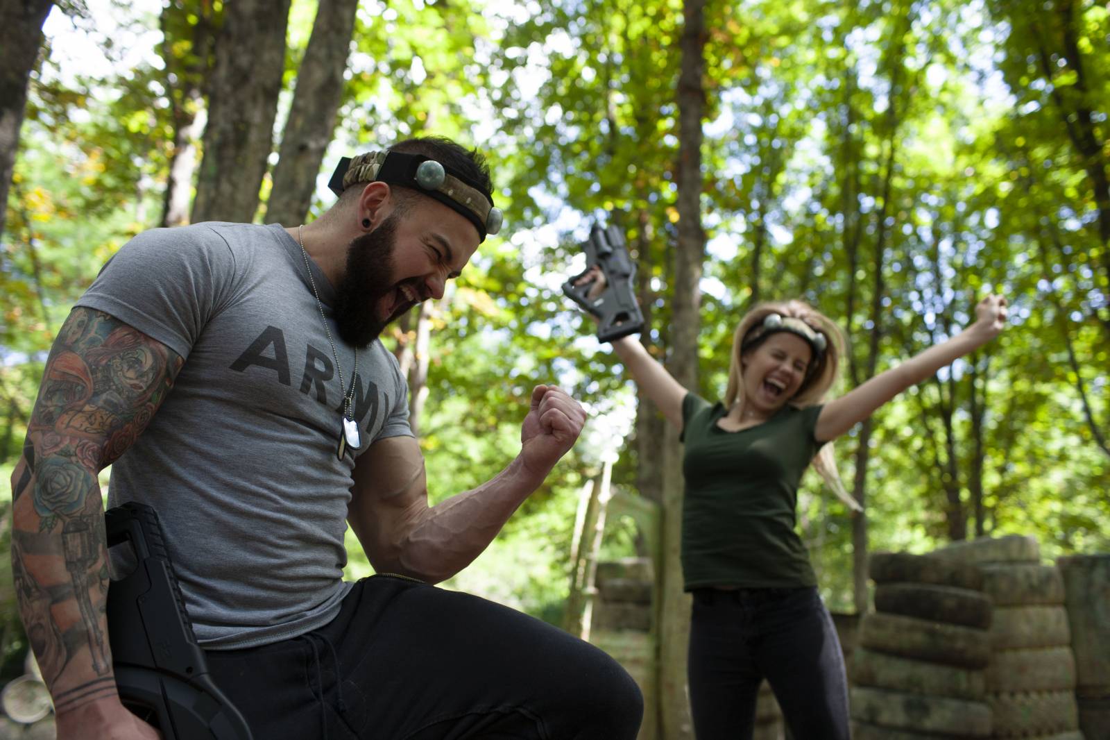 battle games organisateur enterrement de vie de jeune fille garcon evjf evg laser game dans le var